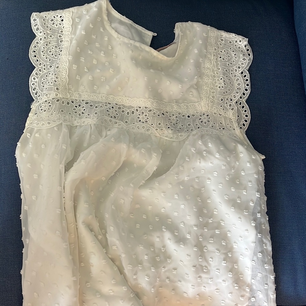 G+D+M white tank top size small